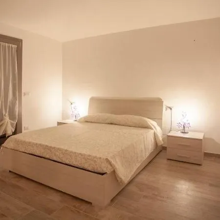 Villa Pittulongu Sleeps 10 Pool Olbia